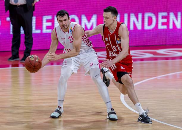 天才中场 天才中场