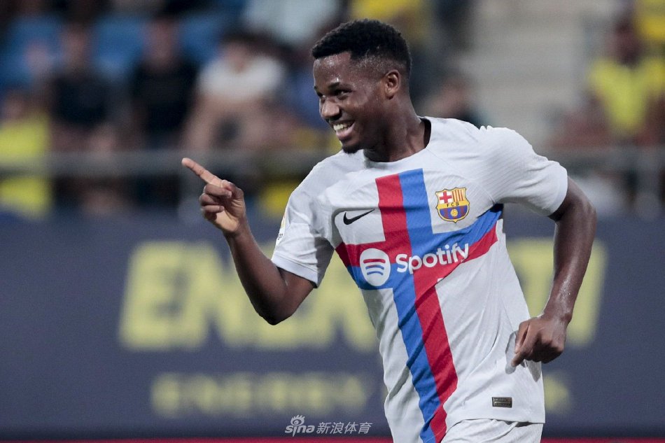 姚明以其 姚明以其