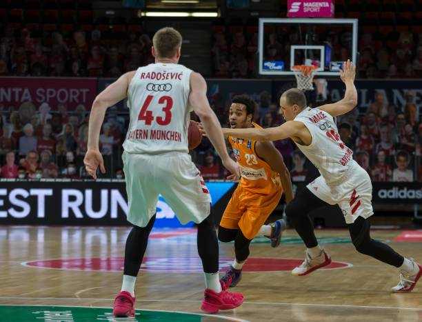 城的激烈比 城的激烈比