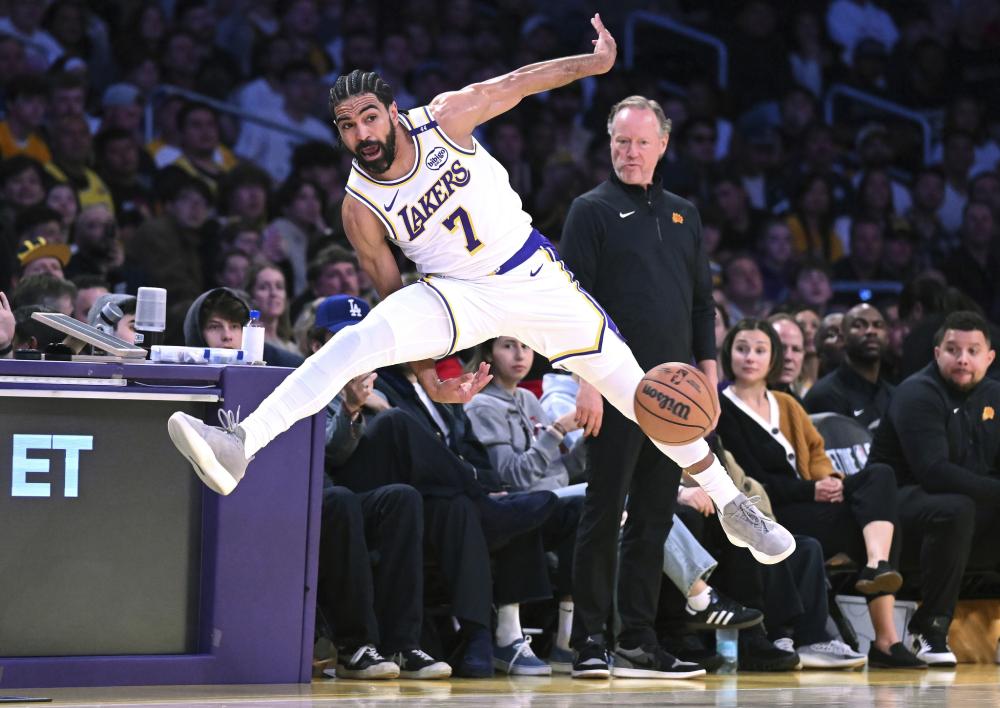 更是战术与 更是战术与