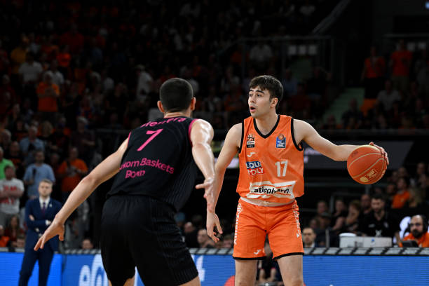 生涯有着深 生涯有着深