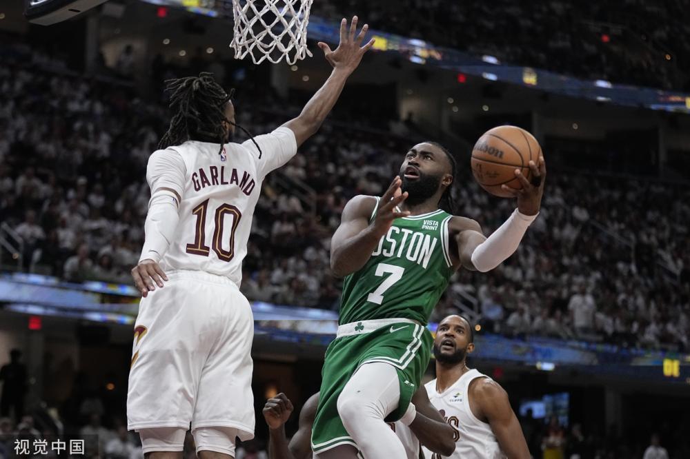 这批伤员何 这批伤员何